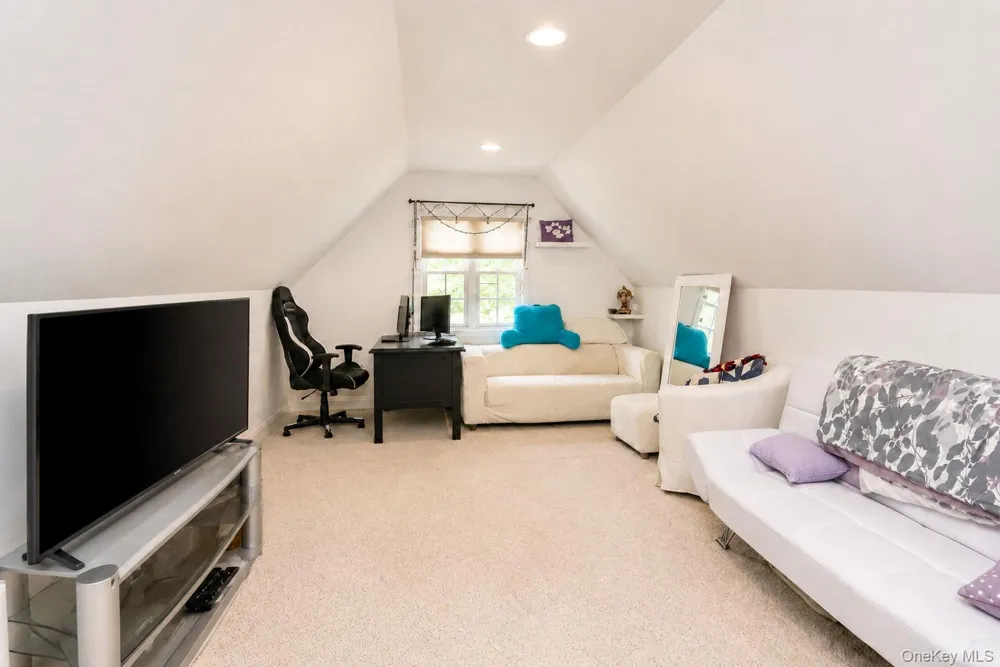 10 Sutherland Drive Highland Mills, NY 10930