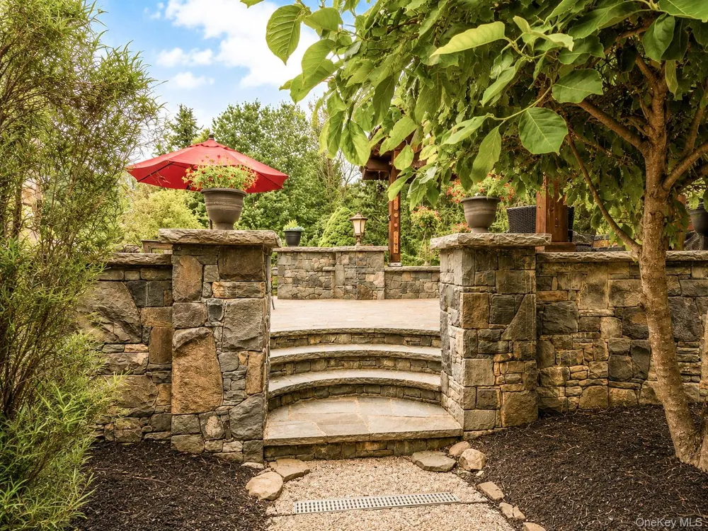 10 Sutherland Drive Highland Mills, NY 10930