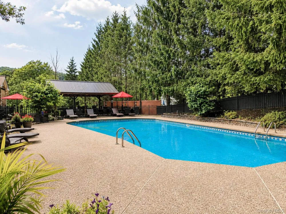 10 Sutherland Drive Highland Mills, NY 10930
