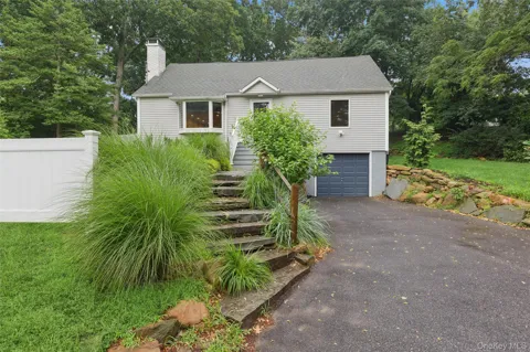 2639 Wading River Road