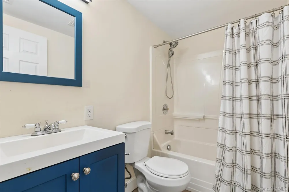 2639 Wading River Road Wading River, NY 11792