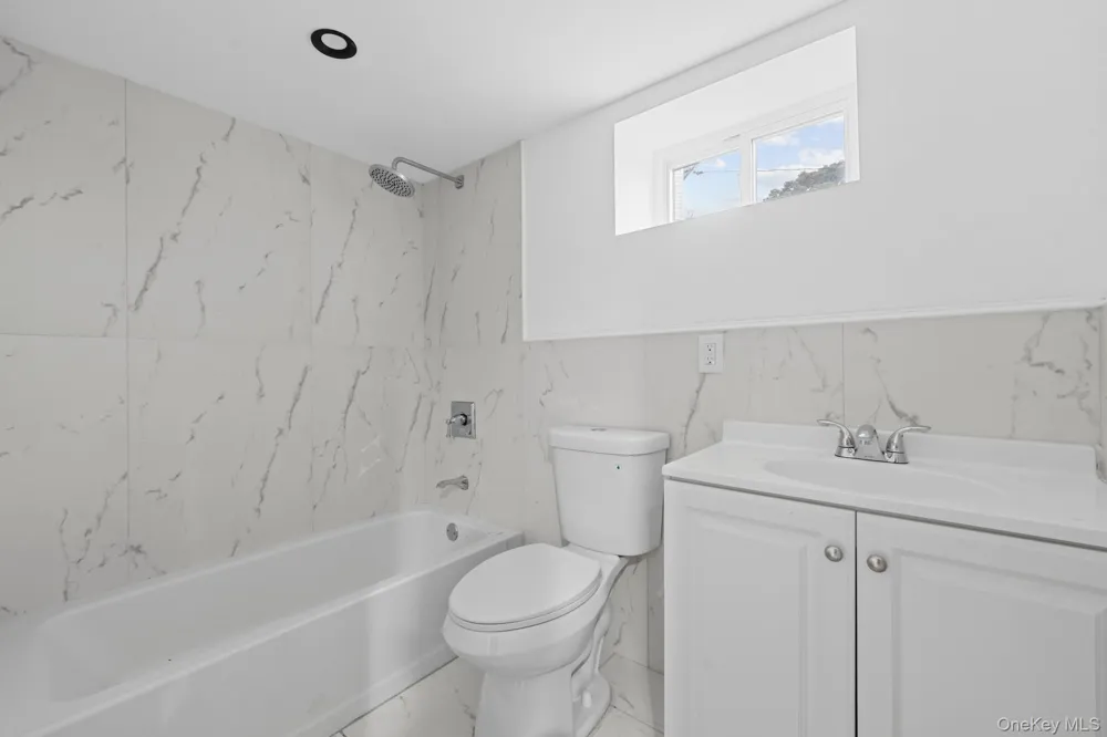 11481 178th Street Saint Albans, NY 11434