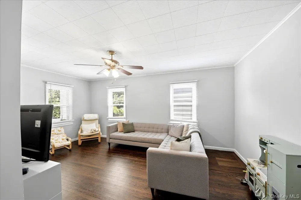 86 Maple Street Dobbs Ferry, NY 10522