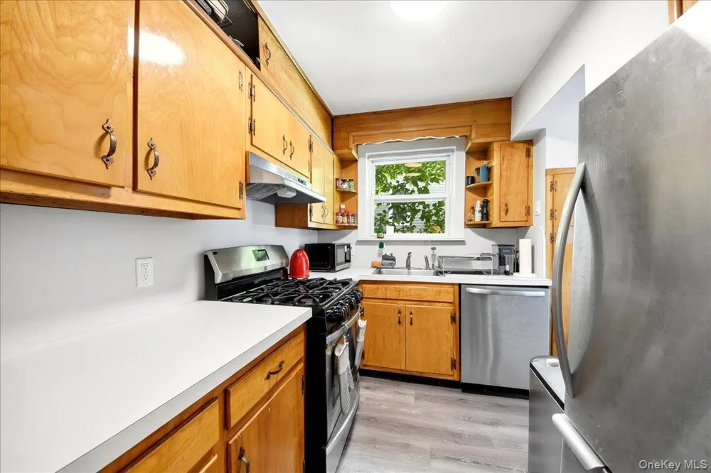 86 Maple Street Dobbs Ferry, NY 10522