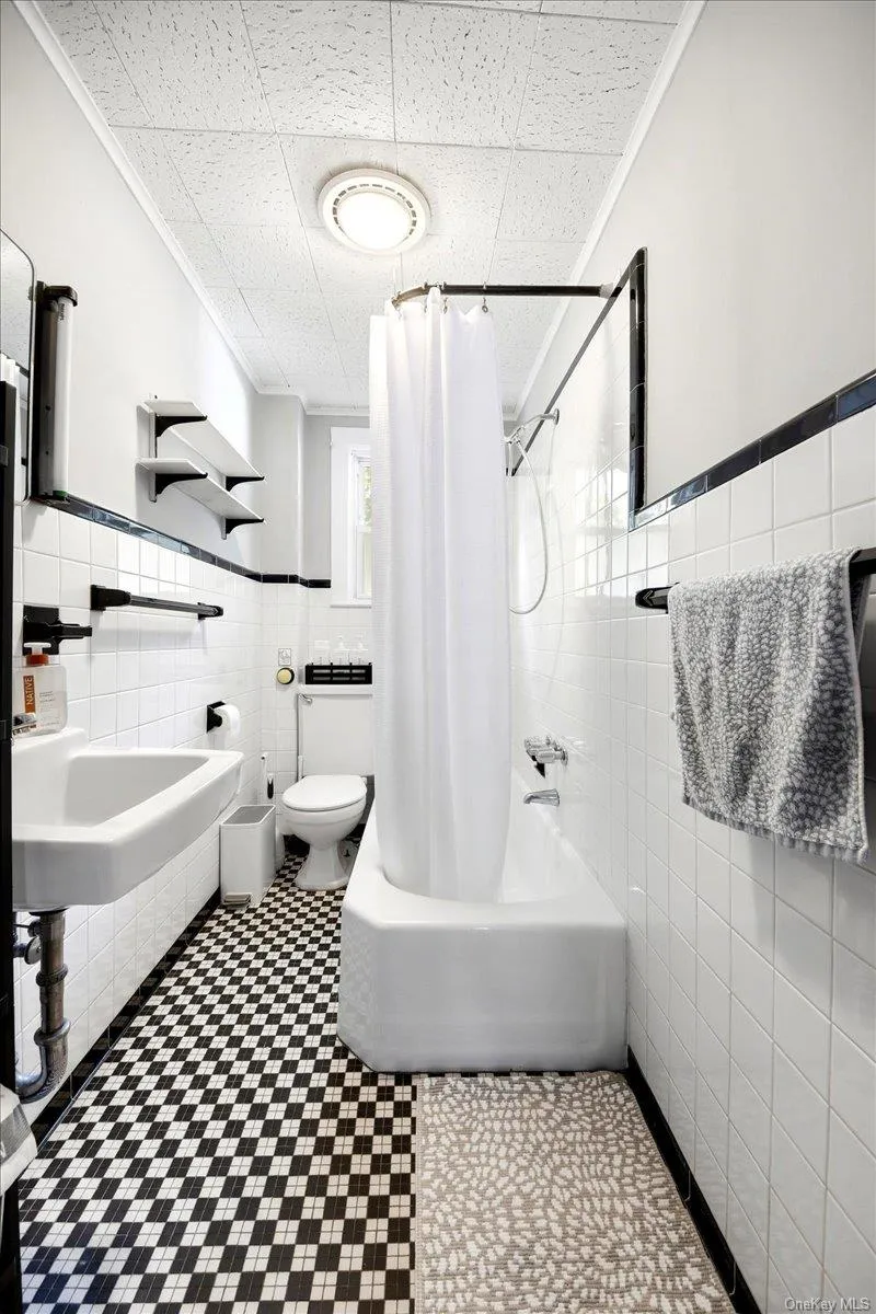 86 Maple Street Dobbs Ferry, NY 10522