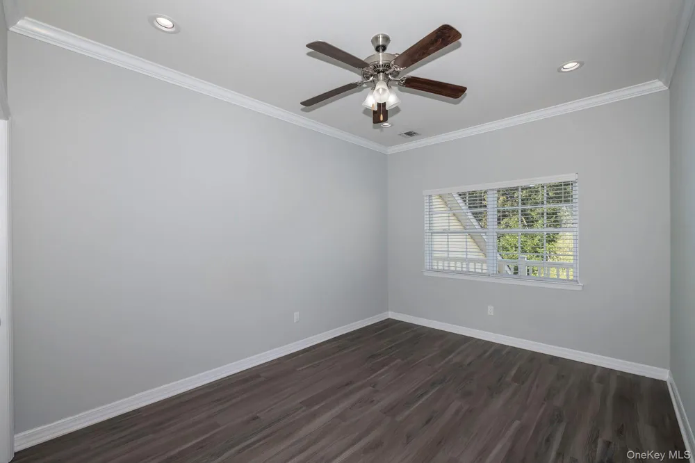 216 Center Court #216 Medford, NY 11763