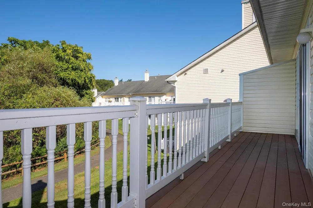 216 Center Court #216 Medford, NY 11763