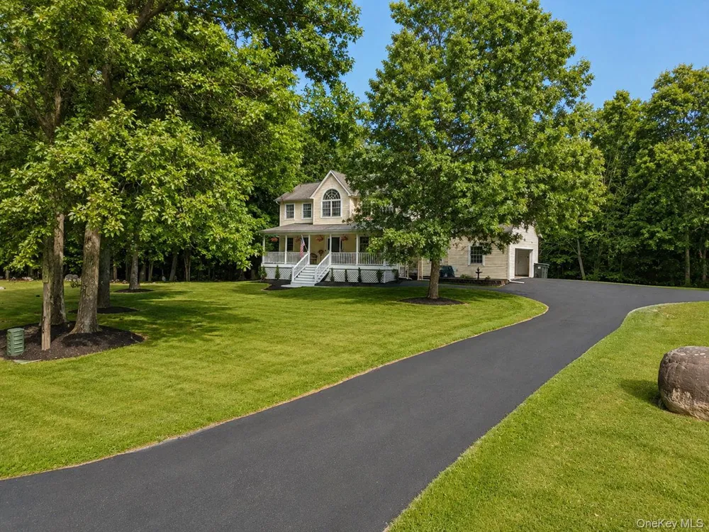 55 Fairway Drive Johnson, NY 10933