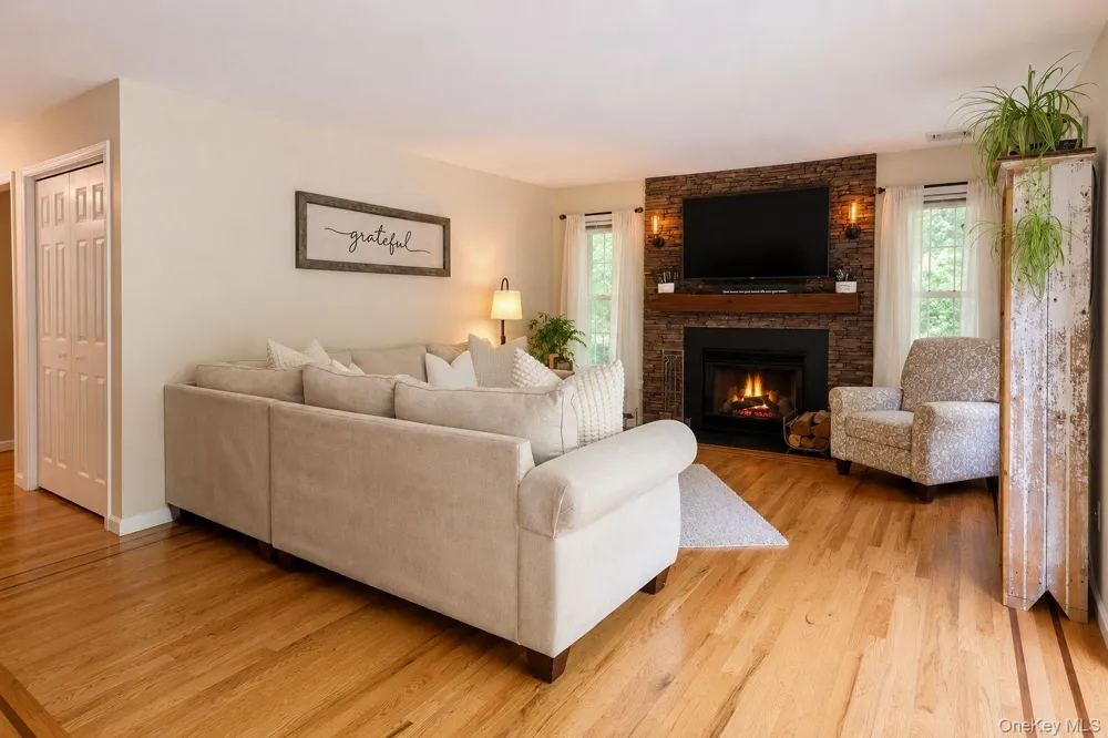 55 Fairway Drive Johnson, NY 10933