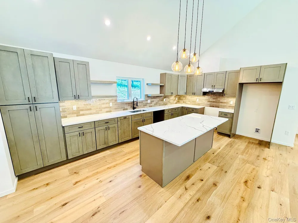 204 Country Road Callicoon, NY 12723
