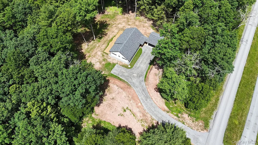 204 Country Road Callicoon, NY 12723