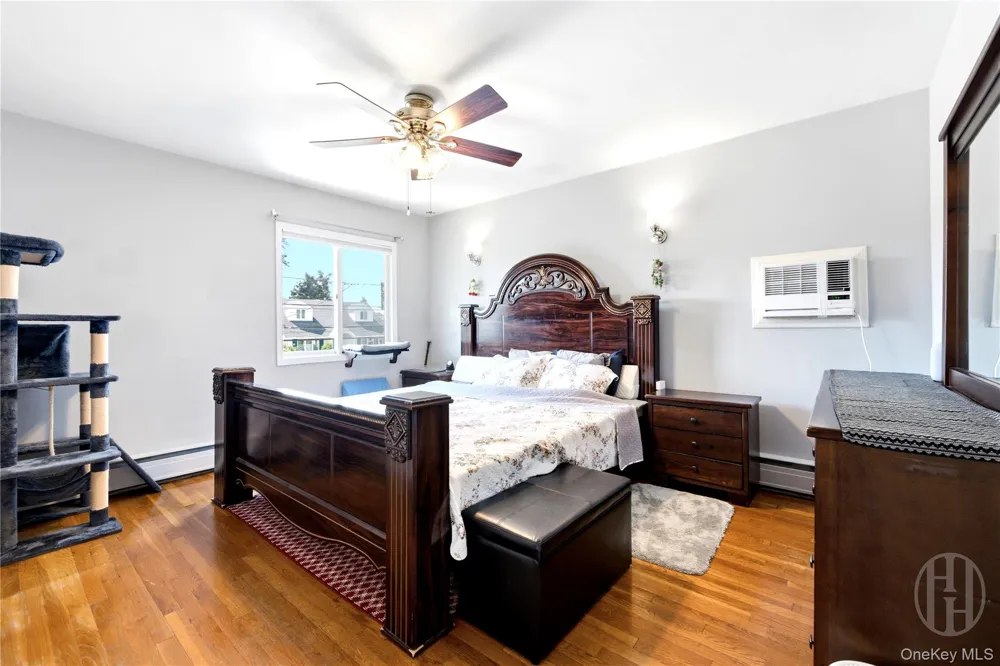 140 Intervale Avenue Farmingdale, NY 11735