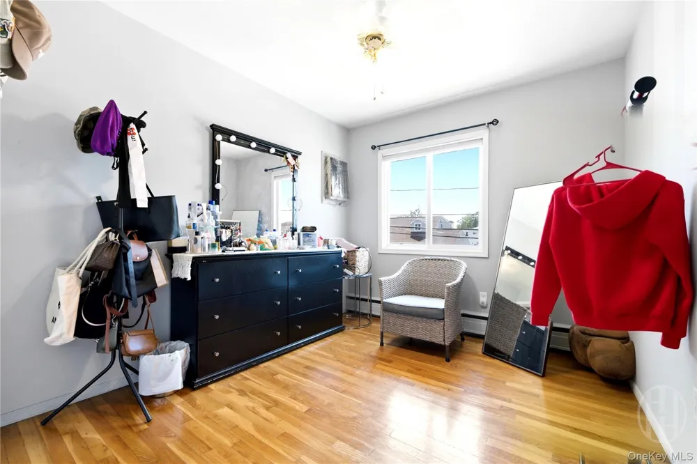140 Intervale Avenue Farmingdale, NY 11735