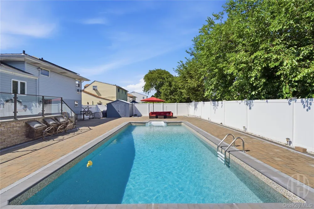 140 Intervale Avenue Farmingdale, NY 11735