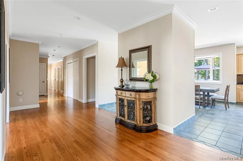 15 Teal Crescent Great River, NY 11739