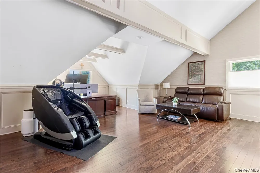 15 Teal Crescent Great River, NY 11739