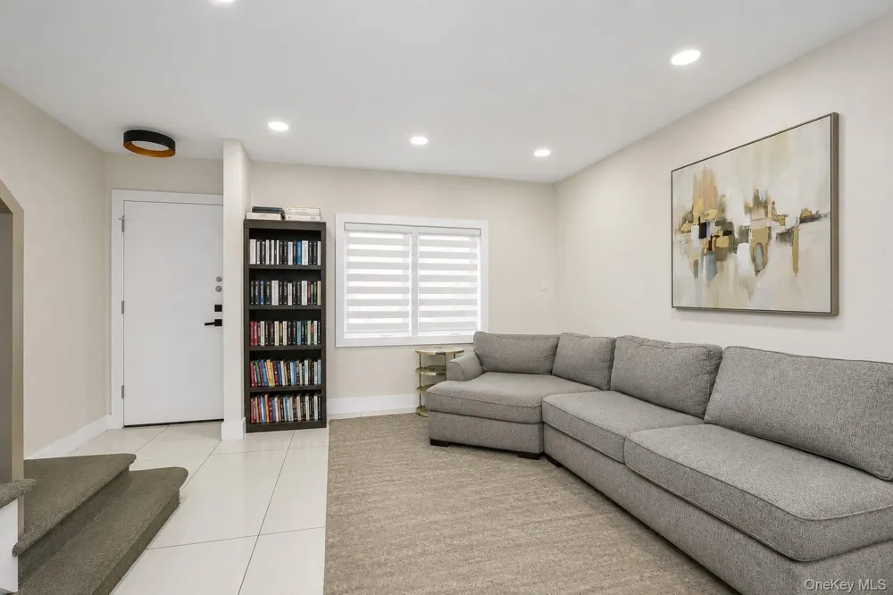 76-37 Vleigh Place Kew Garden Hills, NY 11367