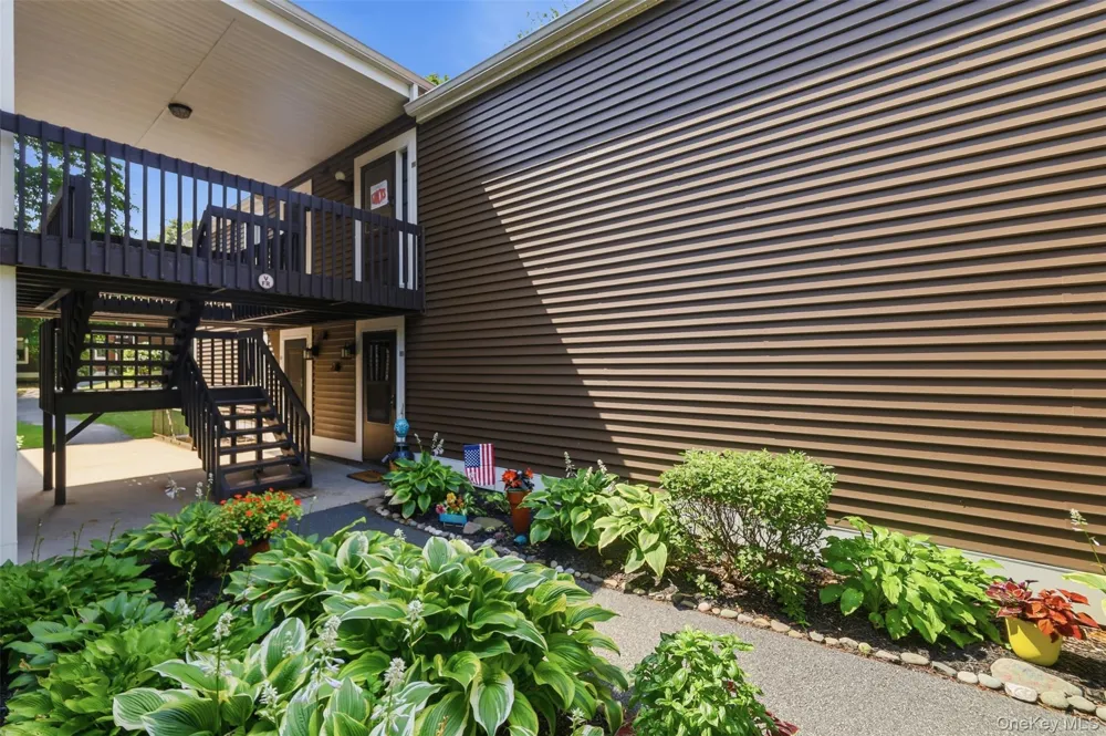 8 Heritage Drive #E Harriman, NY 10926