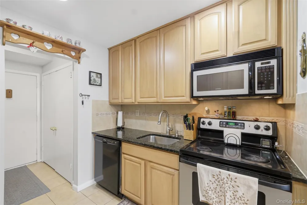 8 Heritage Drive #E Harriman, NY 10926