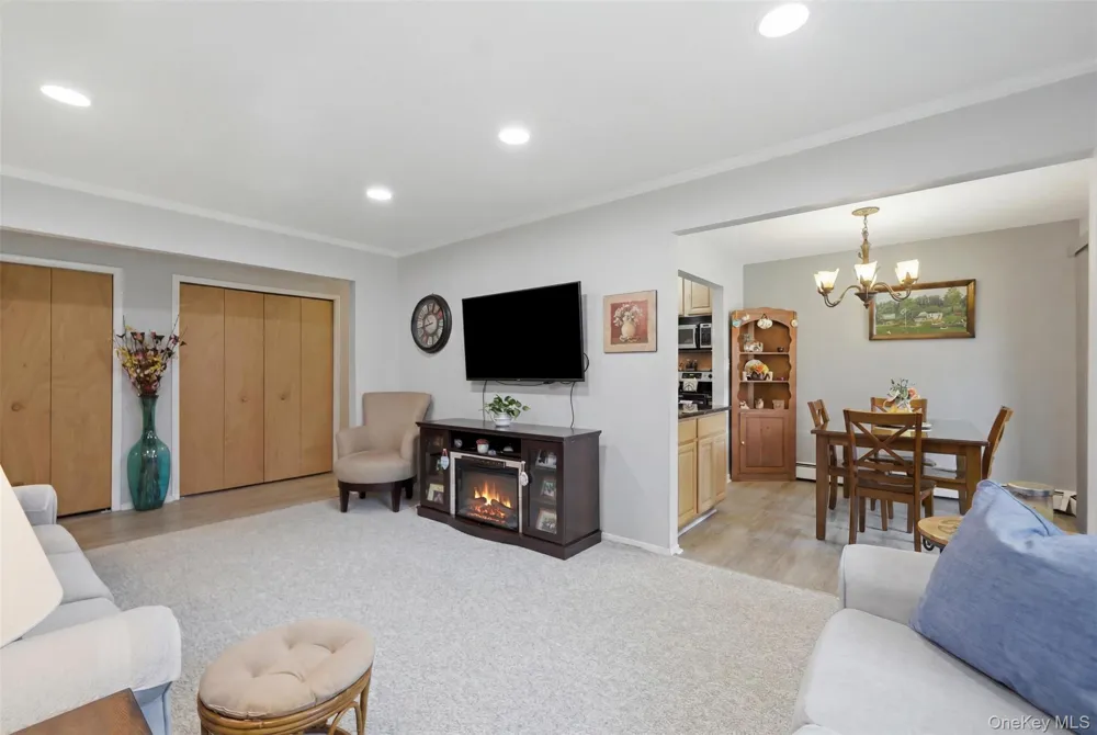 8 Heritage Drive #E Harriman, NY 10926