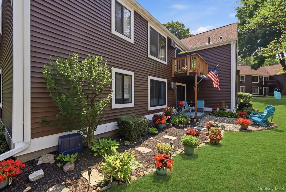 8 Heritage Drive #E Harriman, NY 10926