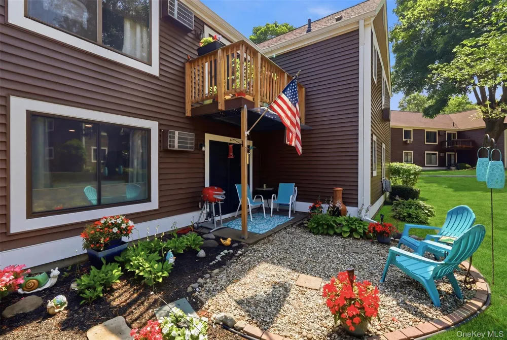 8 Heritage Drive #E Harriman, NY 10926