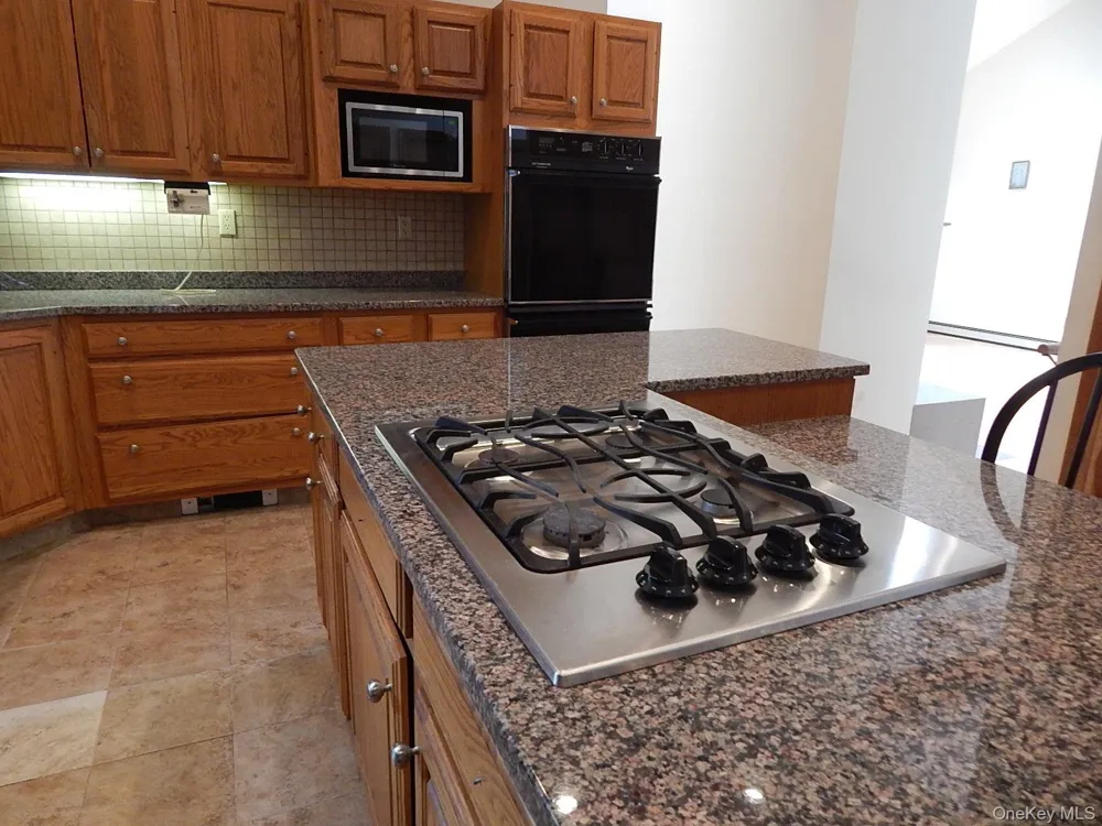 16 Kenton Road Patterson, NY 12563