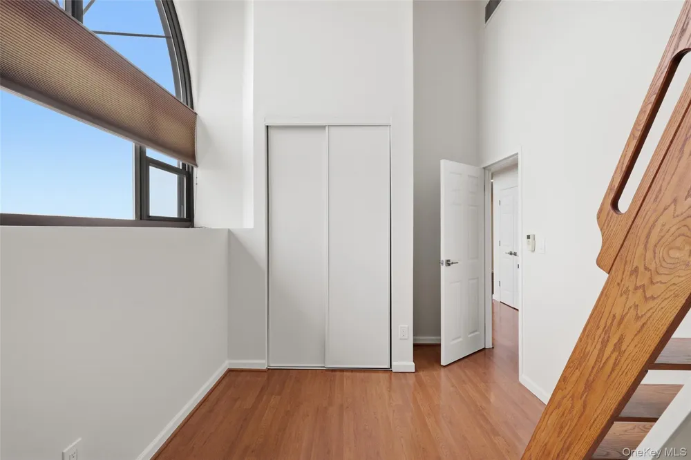 185 W Park Avenue #518 Long Beach, NY 11561
