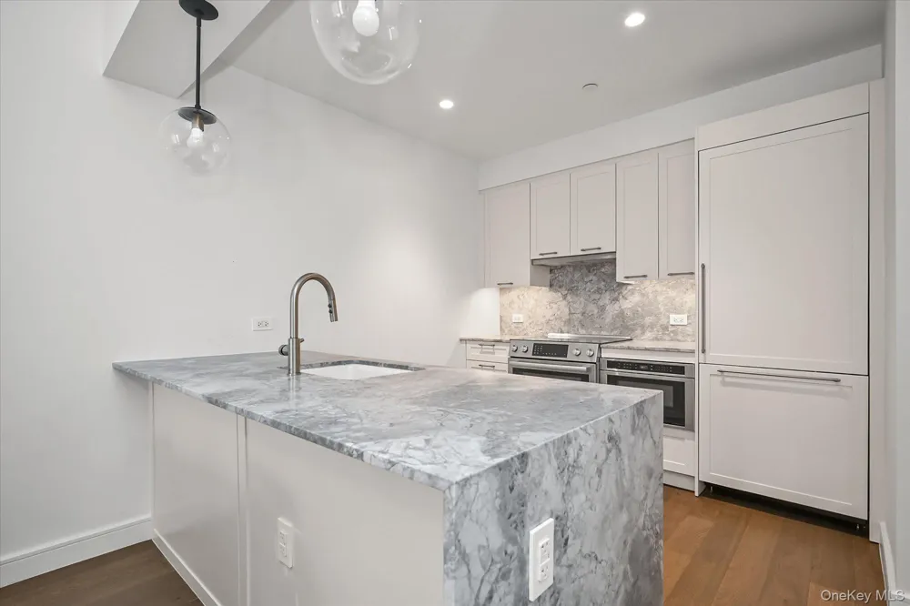 107-06 Queens Boulevard #8D Forest Hills, NY 11375