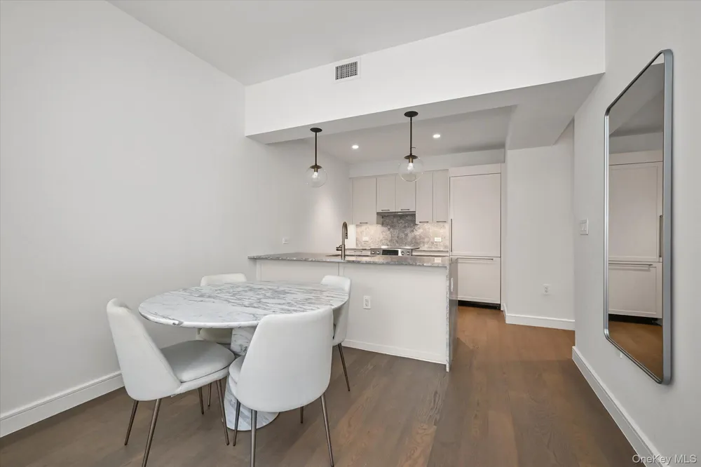 107-06 Queens Boulevard #8D Forest Hills, NY 11375