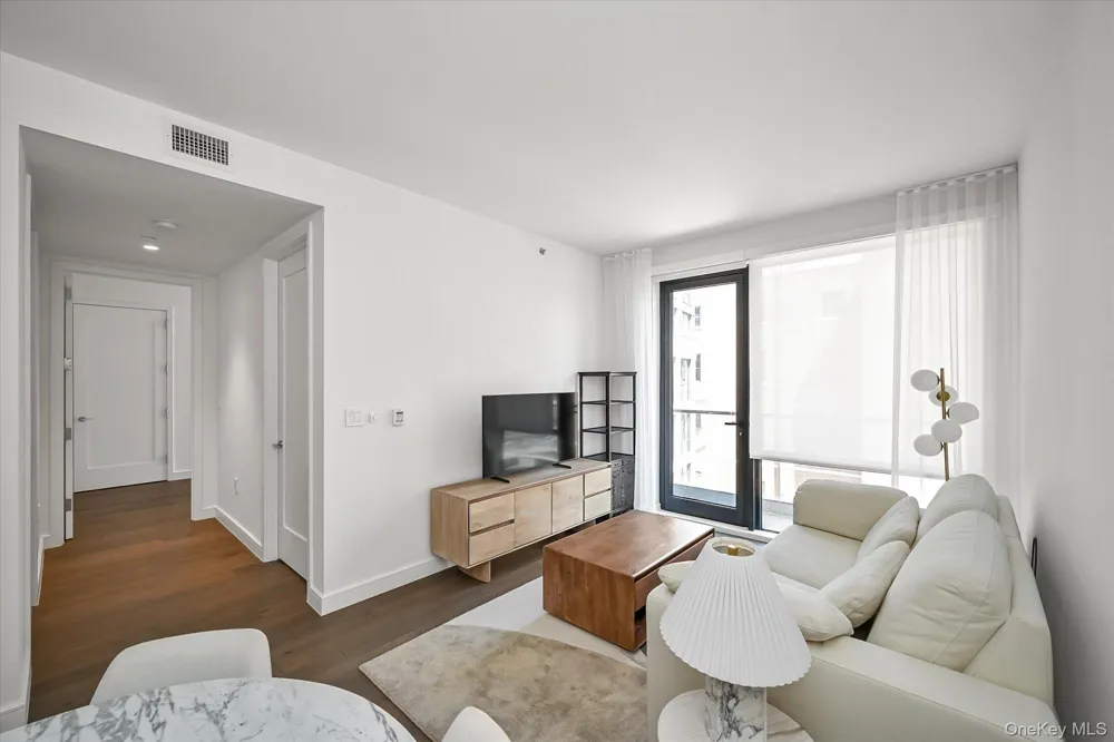107-06 Queens Boulevard #8D Forest Hills, NY 11375