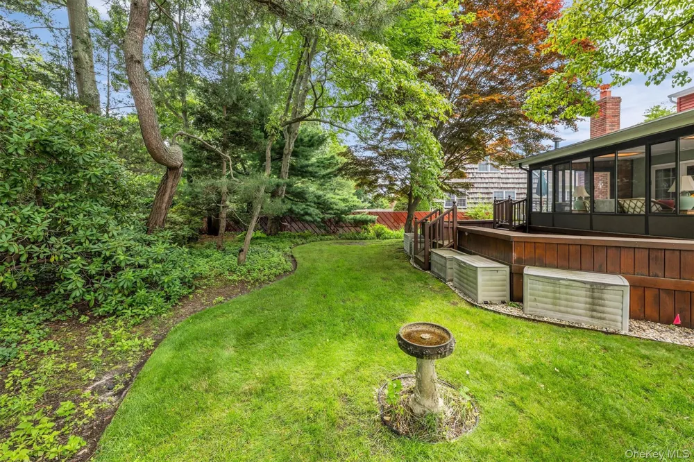 79 Bieselin Road Bellport Village, NY 11713