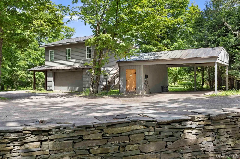 1389 Route 212 Saugerties, NY 12477