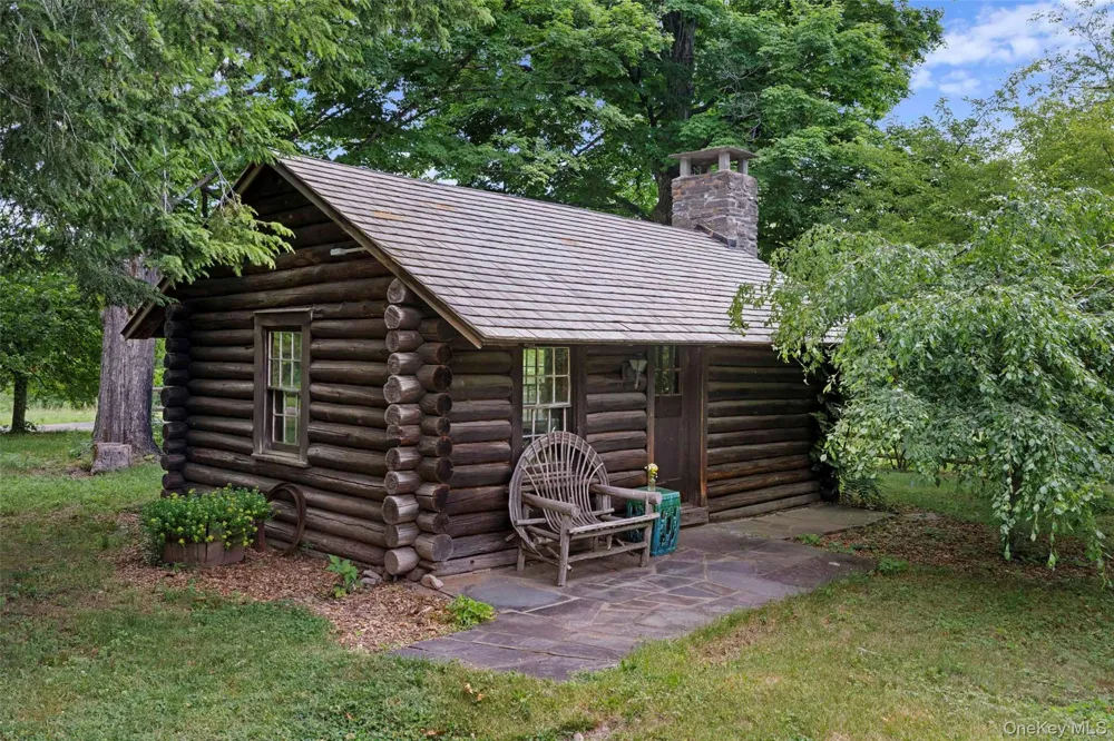 1389 Route 212 Saugerties, NY 12477