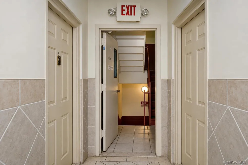 46-06 88th Street #4B Elmhurst, NY 11373
