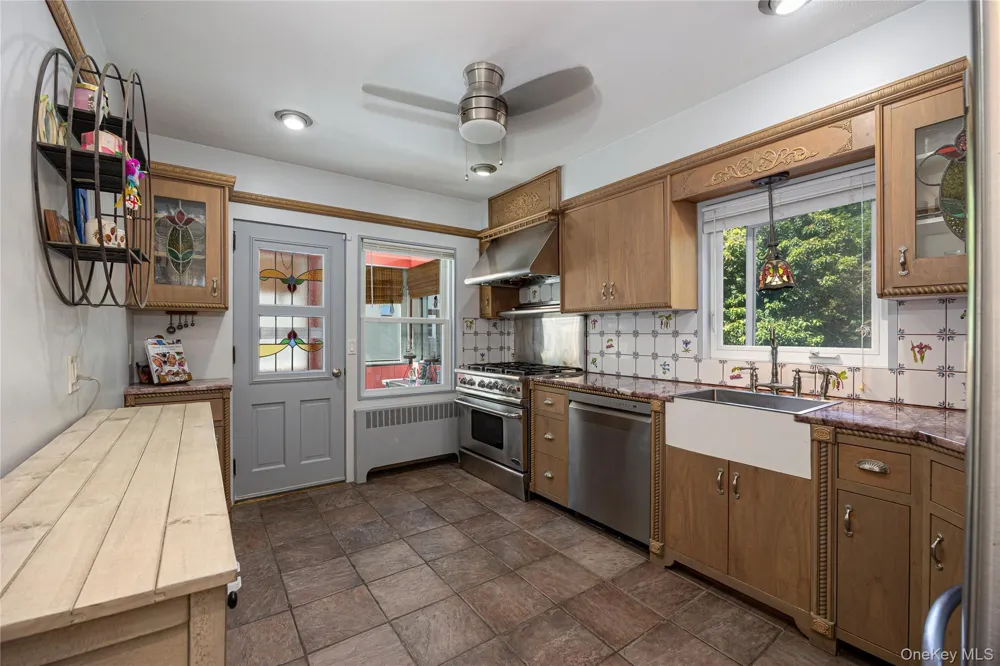 74 Tamarack Road Rye Brook, NY 10573