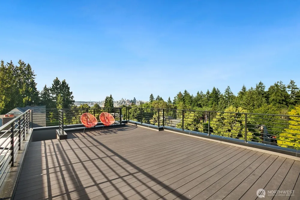 5053 35th Avenue SW Seattle, WA 98126