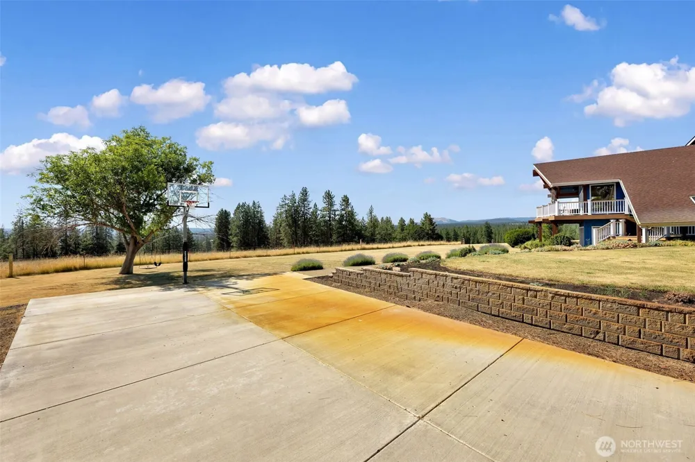 799 Counts Road Goldendale, WA 98620