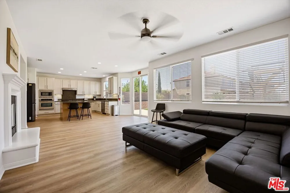 4375 W Avenue M11 Quartz Hill, CA 93536