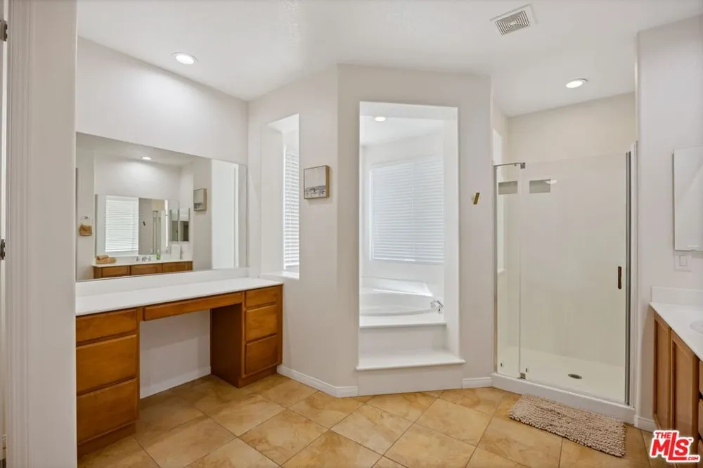 4375 W Avenue M11 Quartz Hill, CA 93536