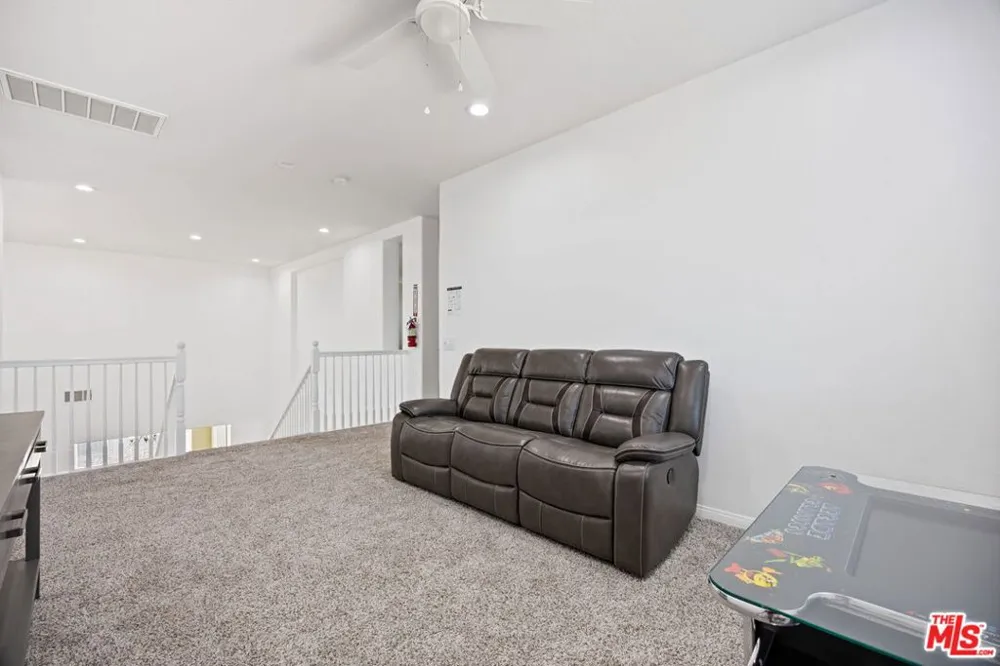 4375 W Avenue M11 Quartz Hill, CA 93536