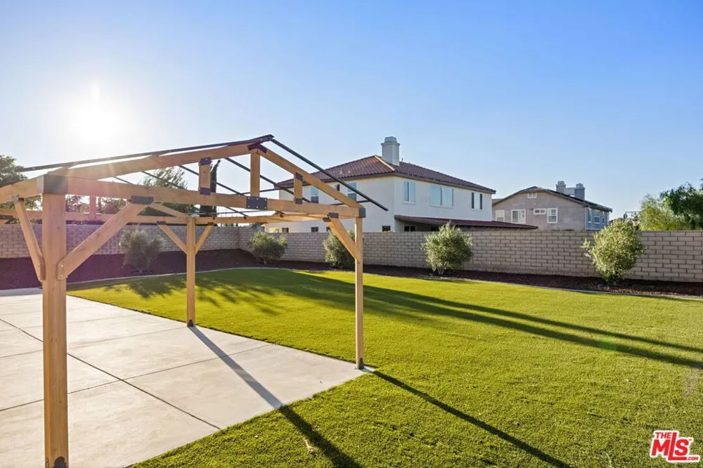 4375 W Avenue M11 Quartz Hill, CA 93536