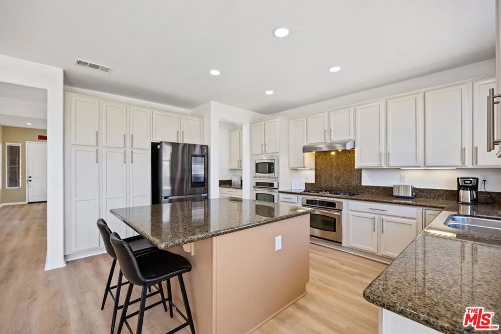 4375 W Avenue M11 Quartz Hill, CA 93536