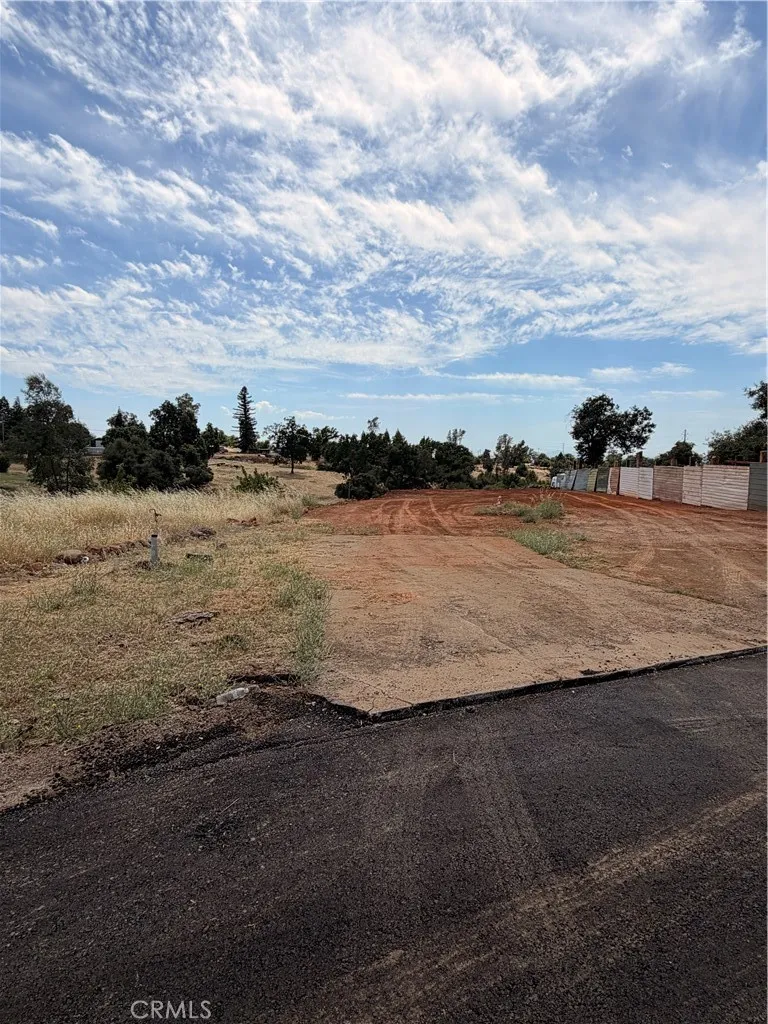 76 Grinding Rock Rd Paradise, CA 95969
