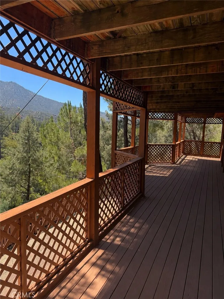 2431 Antelope Way Pine Mountain Club, CA 93222