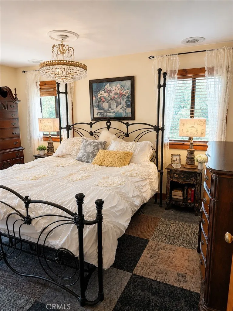2431 Antelope Way Pine Mountain Club, CA 93222