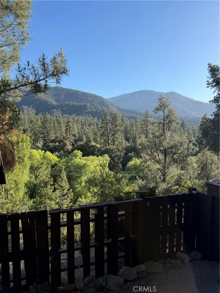 2431 Antelope Way Pine Mountain Club, CA 93222