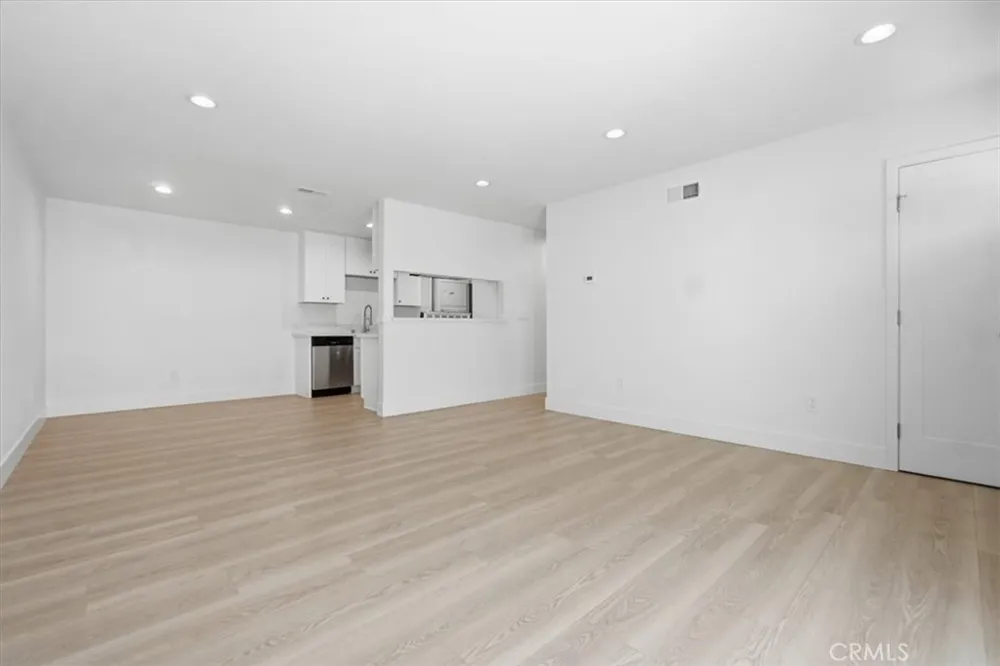 307 Tustin #D Anaheim, CA 92807