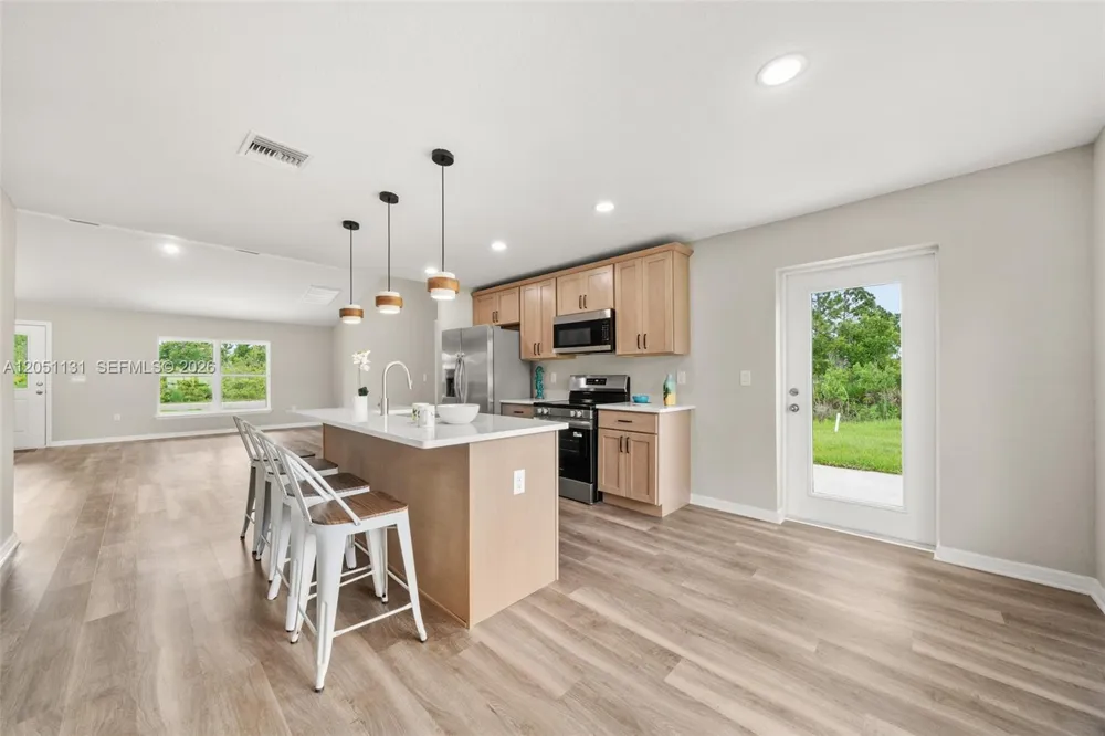 5652 Cortez Blvd. Sebring, FL 33872