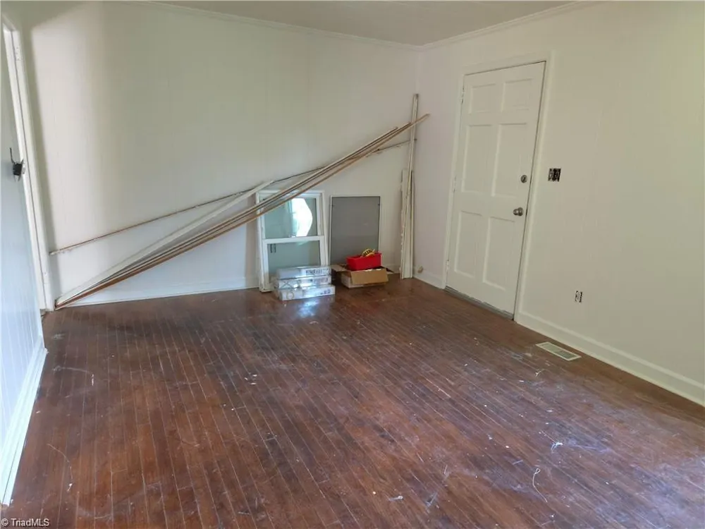 410 Worth Street Mount Airy, NC 27030